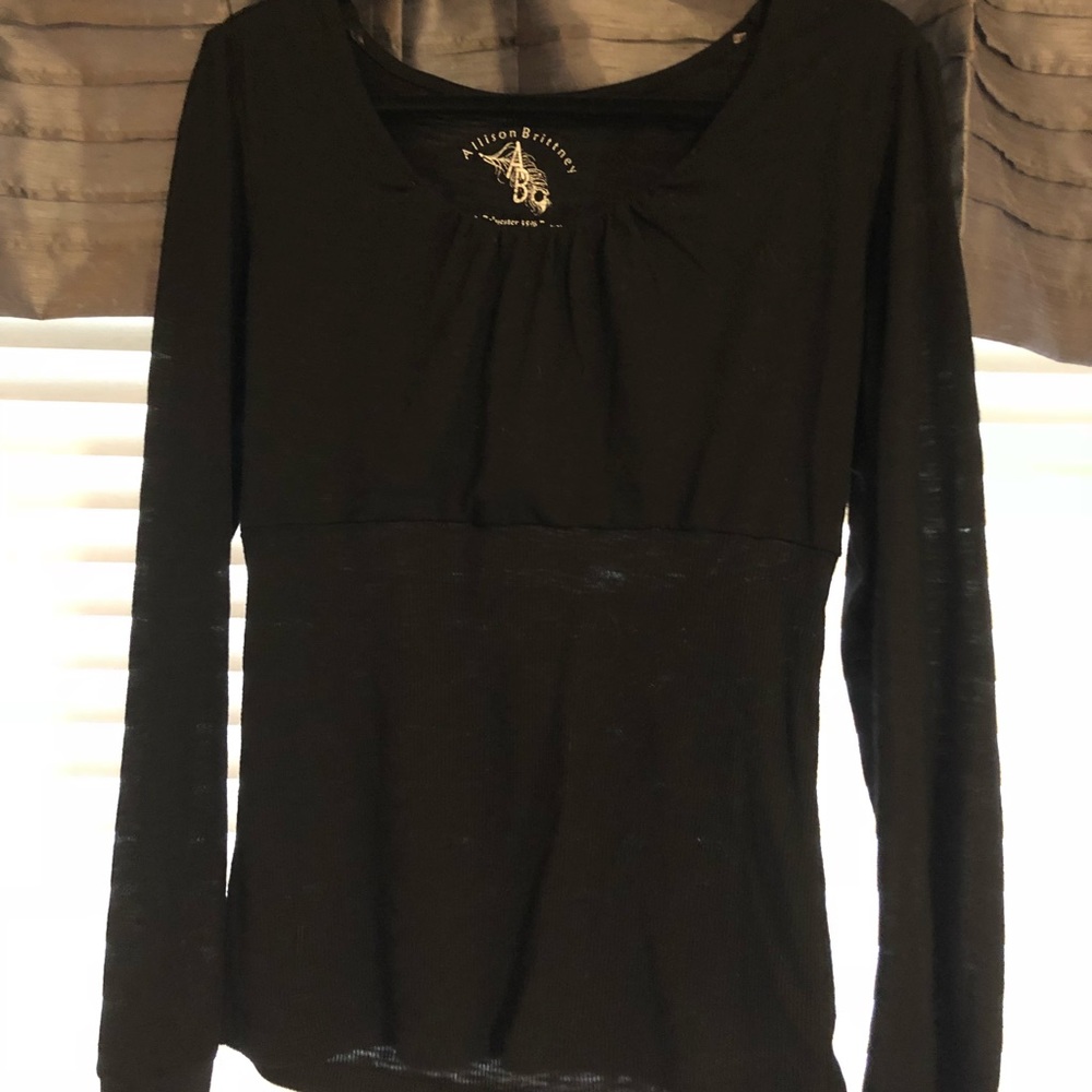 Black long sleeve shirt
